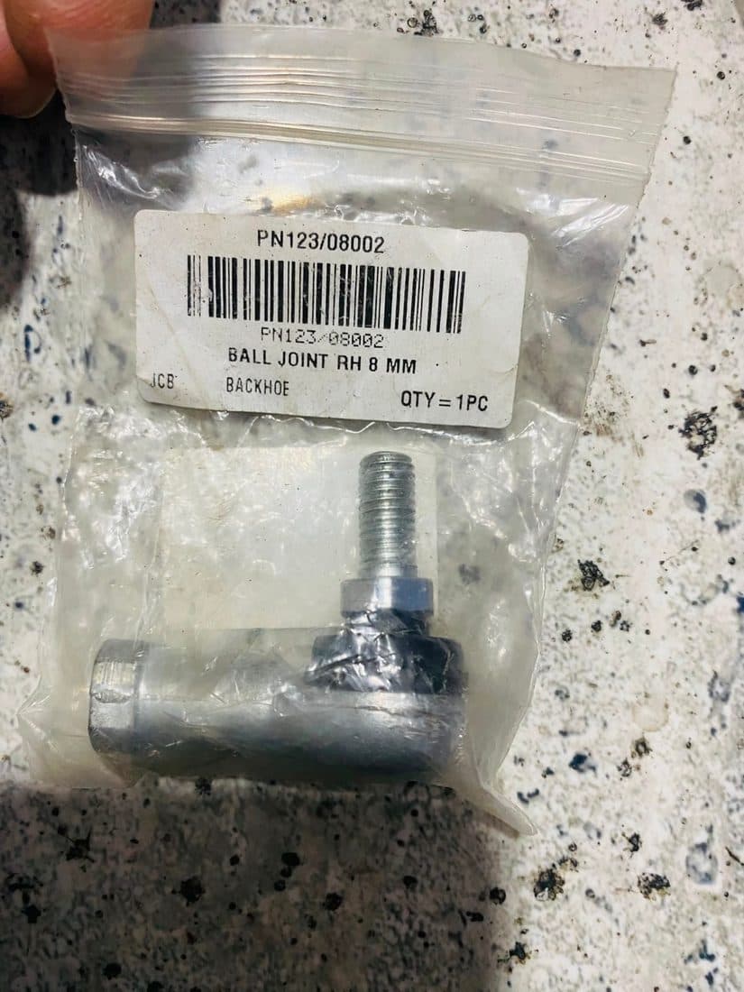 Ball Joint (rh) 8MM