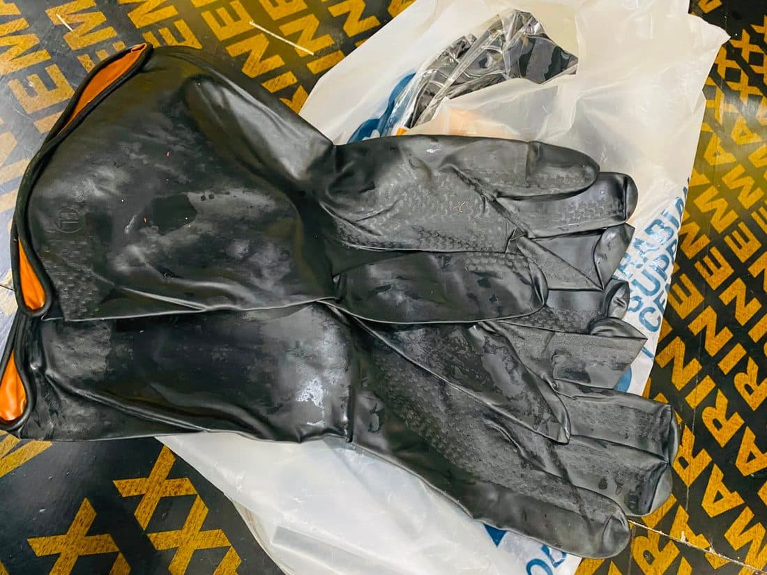 Gloves Rubber Black